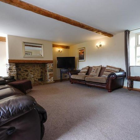 Hulmes Vale House - Sleeps 14 - Peak district Villa Buxton  Buitenkant foto