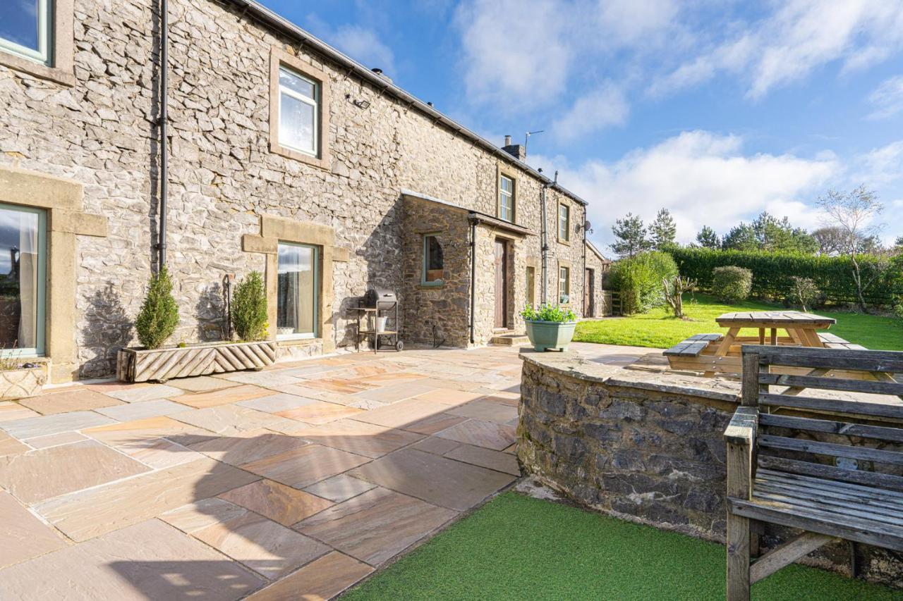 Hulmes Vale House - Sleeps 14 - Peak district Villa Buxton  Buitenkant foto